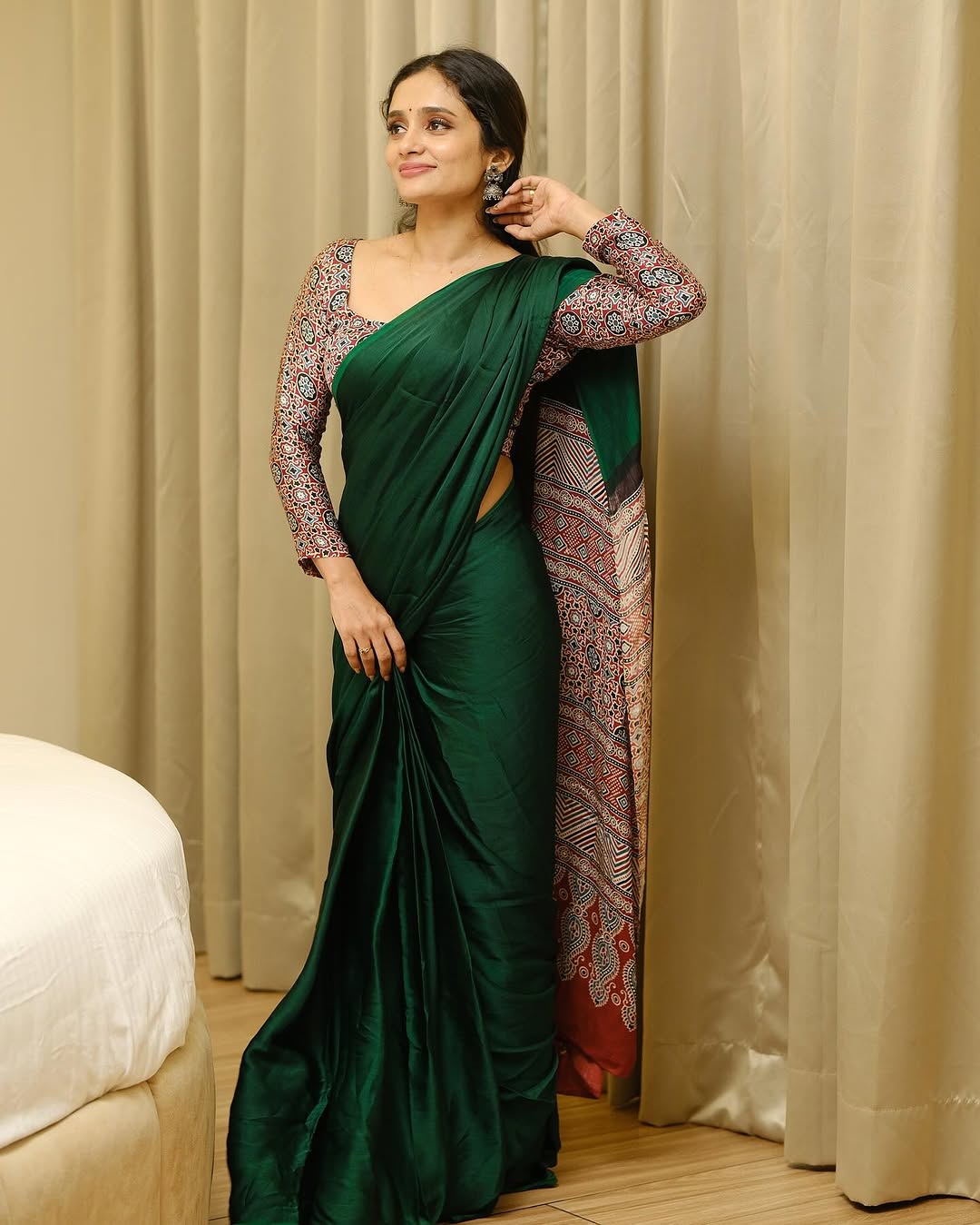 Luxury Emerald Green Satin Saree with Designer Ajrakh-Inspired Pallu & Elegant Blouse
