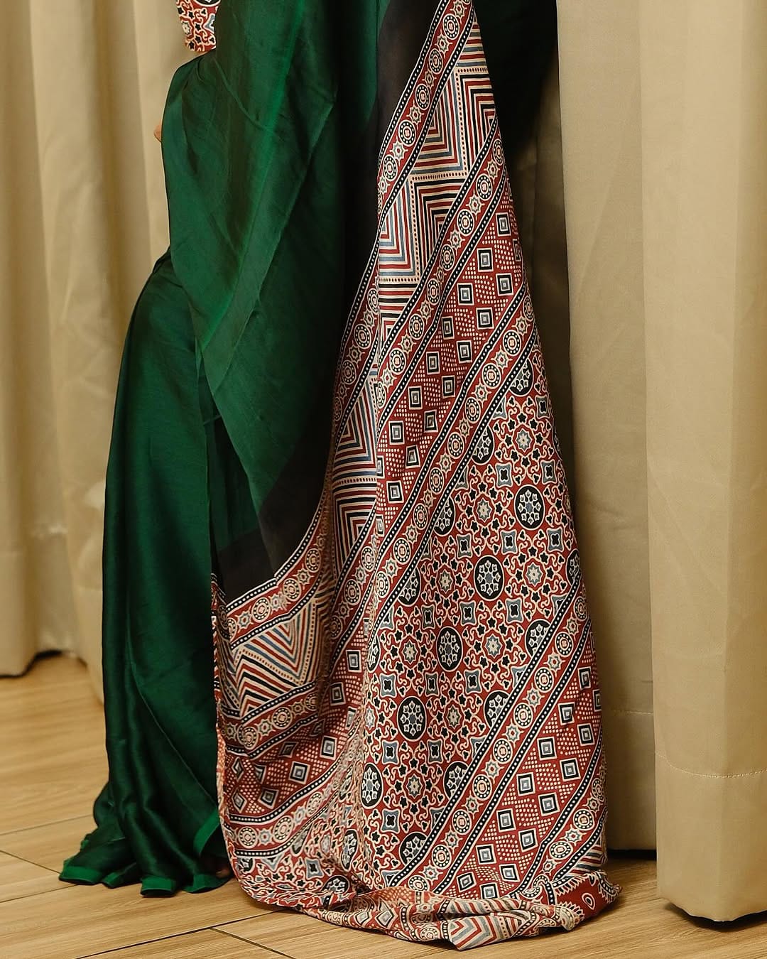 Luxury Emerald Green Satin Saree with Designer Ajrakh-Inspired Pallu & Elegant Blouse