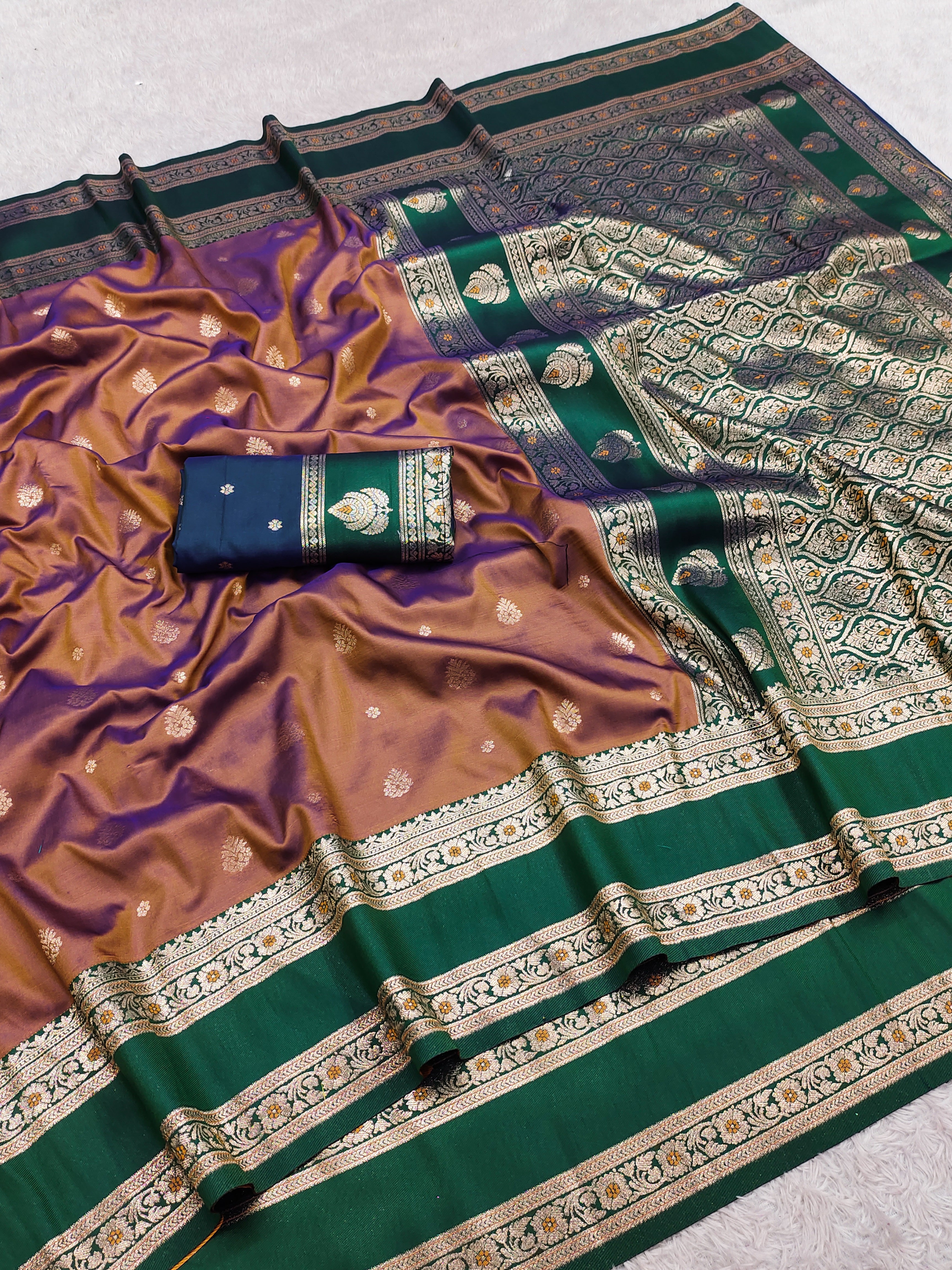 Dual Tone Purple Silk Saree with Bottle Green Antique Zari Border & Heavy Woven Pallu