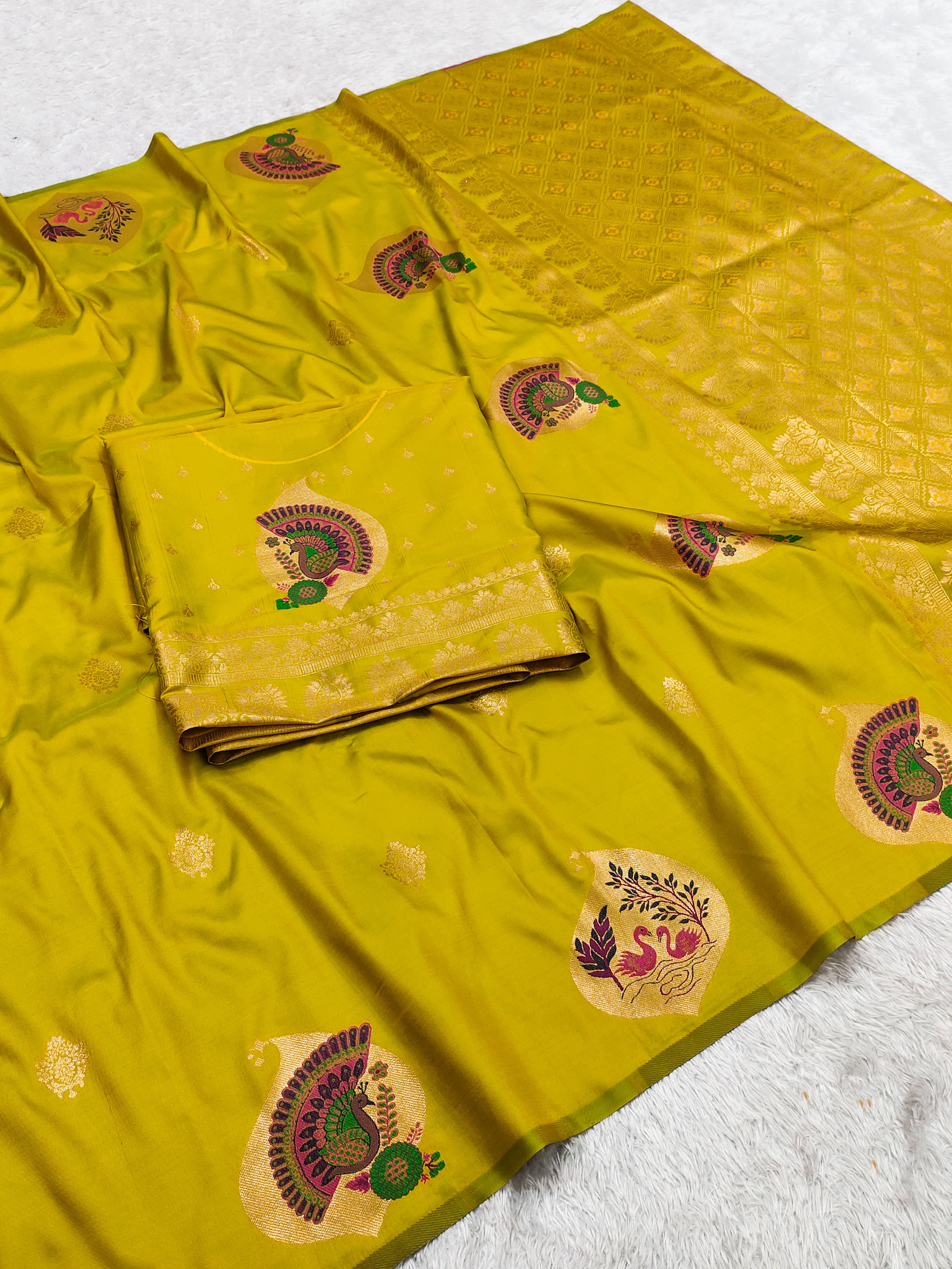 Mustard Yellow Banarasi Silk Saree with Peacock & Kalash Motifs and Grand Zari Pallu
