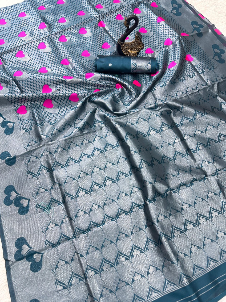 Traditional Ivory & Crimson Rama Kanchipuram Style Silk Saree