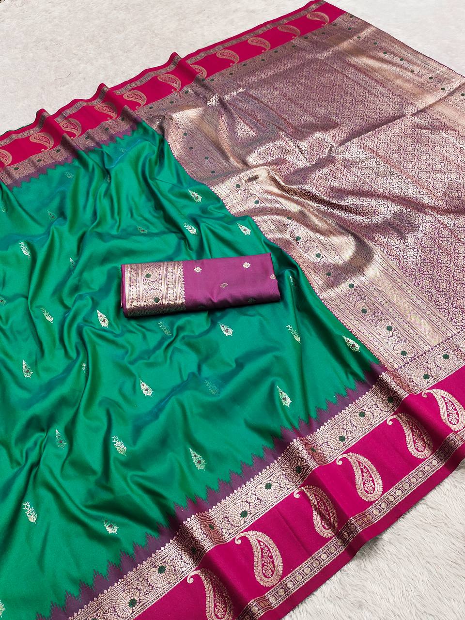 Royal Green Silk Saree with Magenta Paisley Border & Antique Gold Zari Pallu