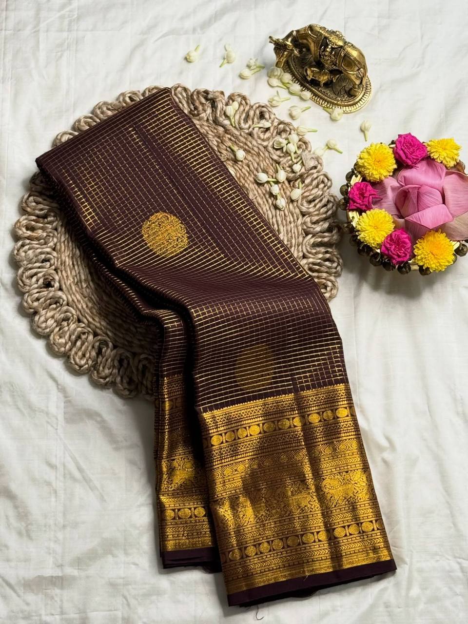 Maroon Premium Luxury Banarasi Silk Saree with Grand Antique Gold Zari Pallu