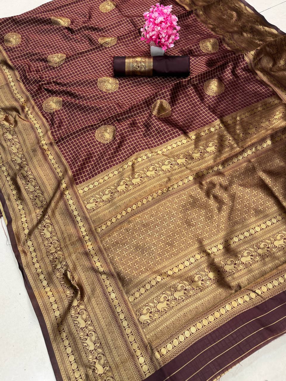 Maroon Premium Luxury Banarasi Silk Saree with Grand Antique Gold Zari Pallu
