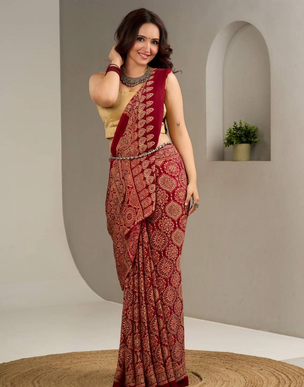 Regal Vermilion Mal Mal Silk Saree with Intricate Heritage Zari Motifs