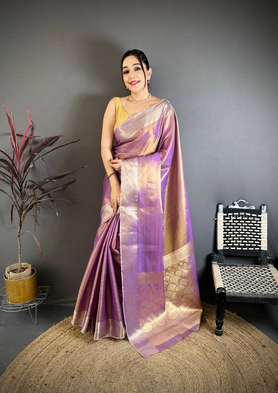 Lavender Dual Tone Silk Saree with Gold Zari Border & Rich Woven Pallu | Premium Festive & Wedding Wear