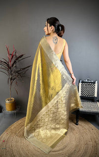 Antique Gold Dual Tone Silk Saree with Rich Zari Border & Grand Woven Pallu | Premium Wedding & Festive Wear