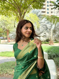 Elegant Emerald Green Linen Cotton Saree with Silver Butti Work & Contrast Border