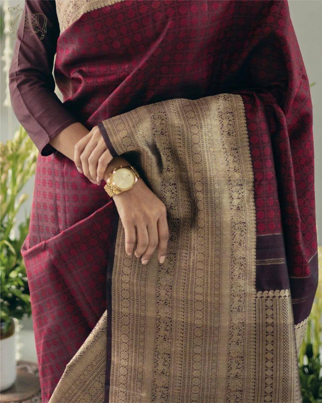 Elegant Wine Cotton Silk Saree with Antique Gold Woven Pallu & Traditional Border