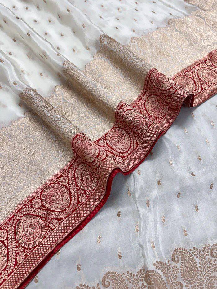 Elegant Off White Banarasi Silk Saree with Rose Pink Border & Delicate Zari Weaving