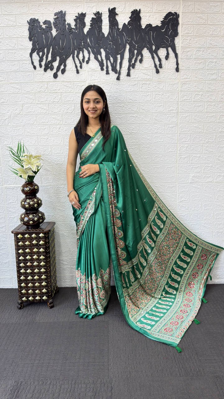 Emerald Green Soft Silk Saree with Heavy Ethnic Designer Pallu