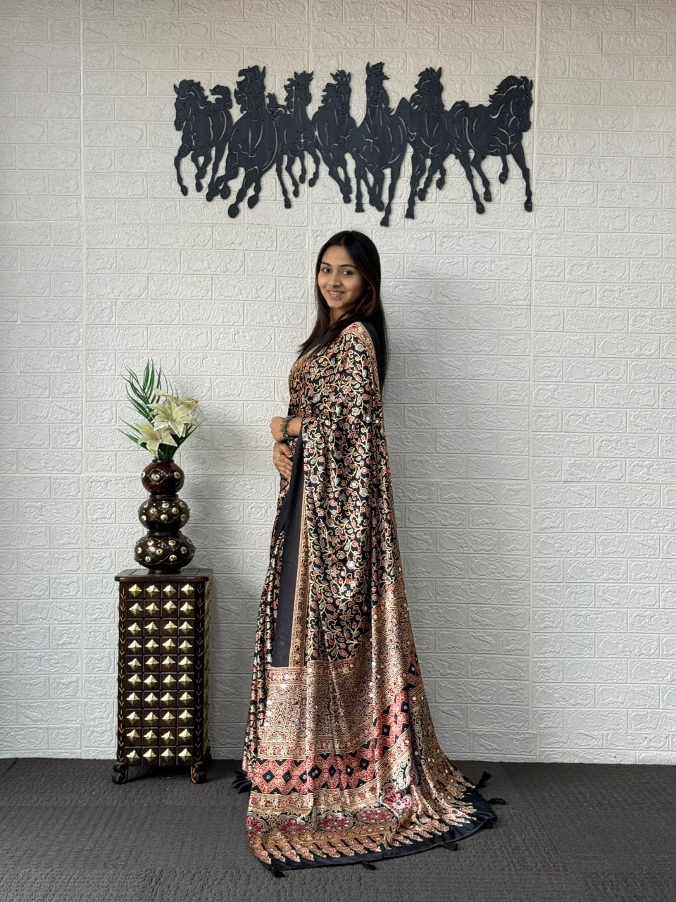 Elegant Black Soft Silk Saree with Vintage Floral Print & Designer Ethnic Pallu
