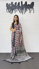 Multicolor Geometric Printed Soft Silk Saree with Artistic Designer Pallu