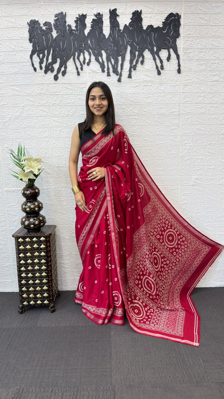 Deep Magenta Cotton Silk Saree with Traditional Bandhani Print & Elegant Ethnic Pallu