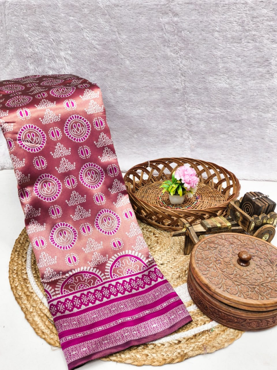 Elegant Wine Pink Printed Silk Saree with Traditional Border