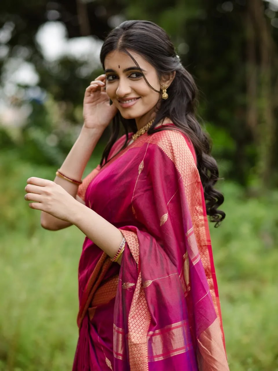 Regal Magenta Silk Saree with Antique Gold Zari Border