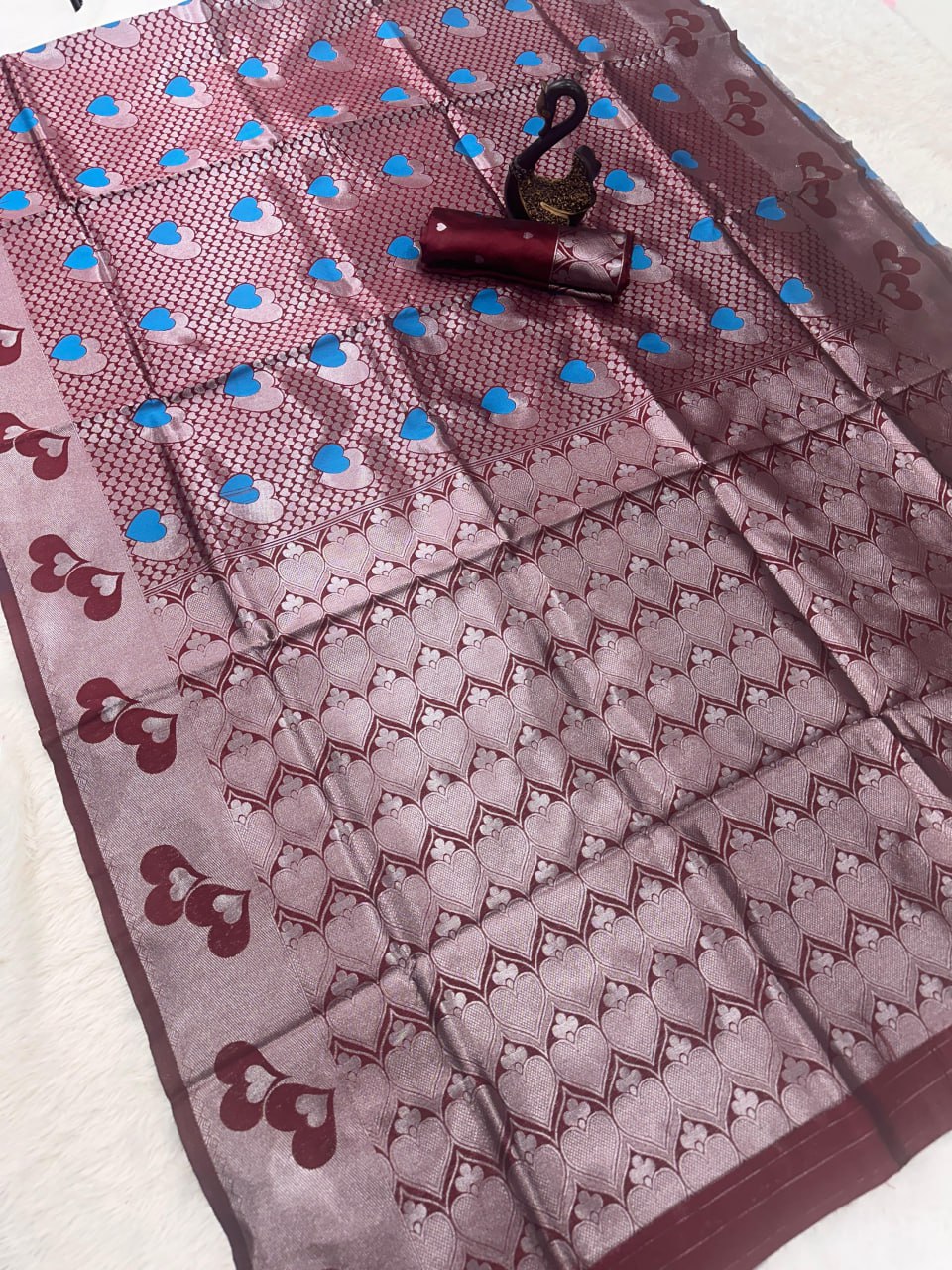 Classic Ivory & Crimson Red Kanchipuram Silk Saree with Gold Zari Border