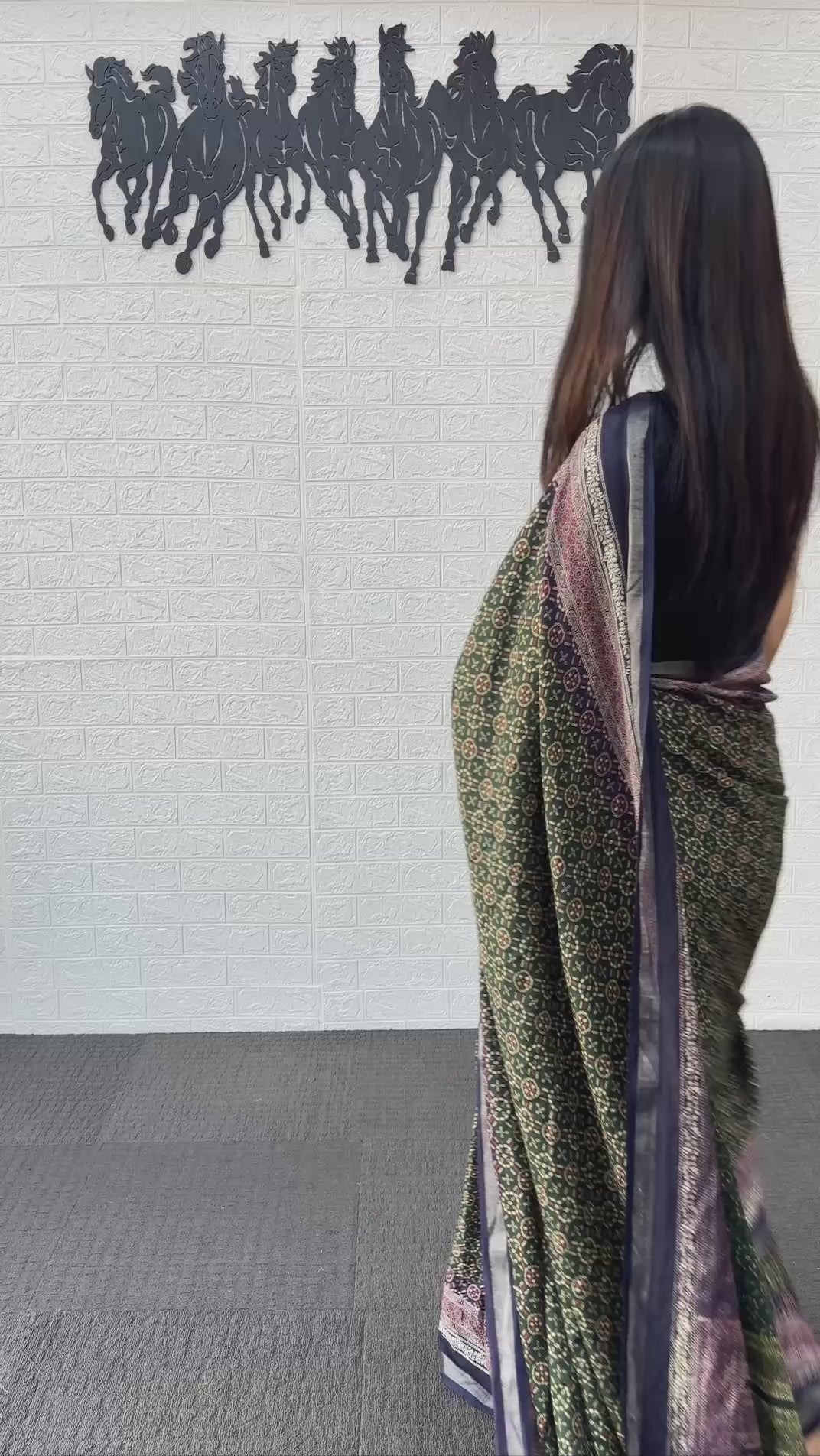 Elegant Forest Green Cotton Silk Saree with Vintage Floral Print & Designer Pallu